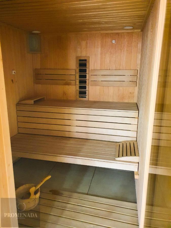 Melisea Aparthotel Pool & Spa Mamaia Nord Năvodari Exteriör bild